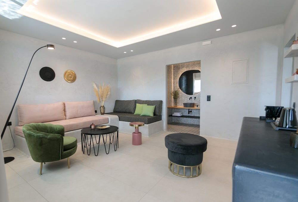 Iphimedeia Apartments Suites 60/75