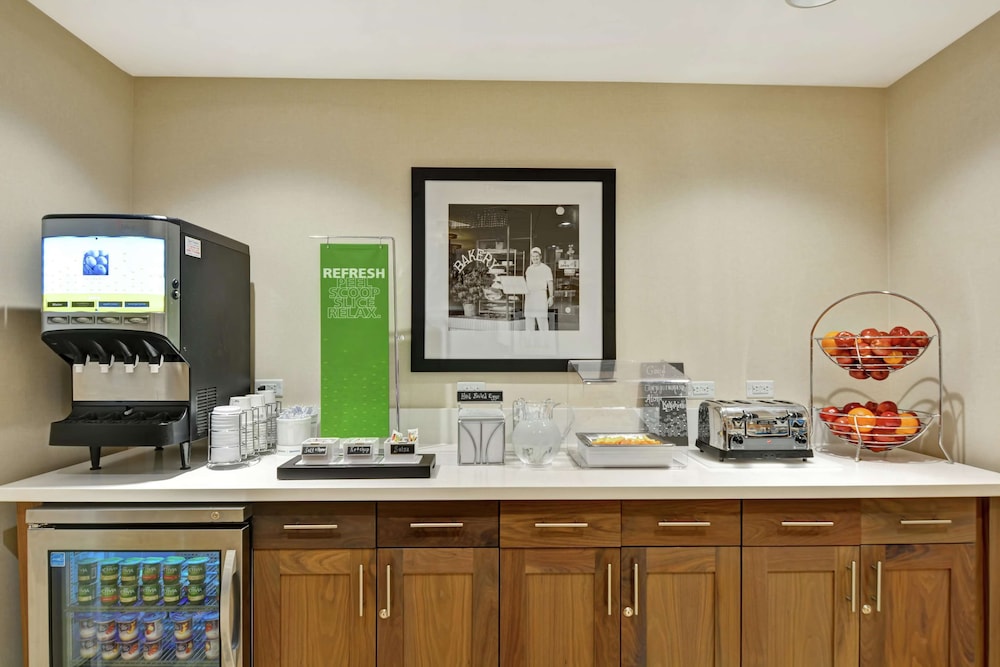 Hampton Inn Suites Tucson Marana Az 43/58
