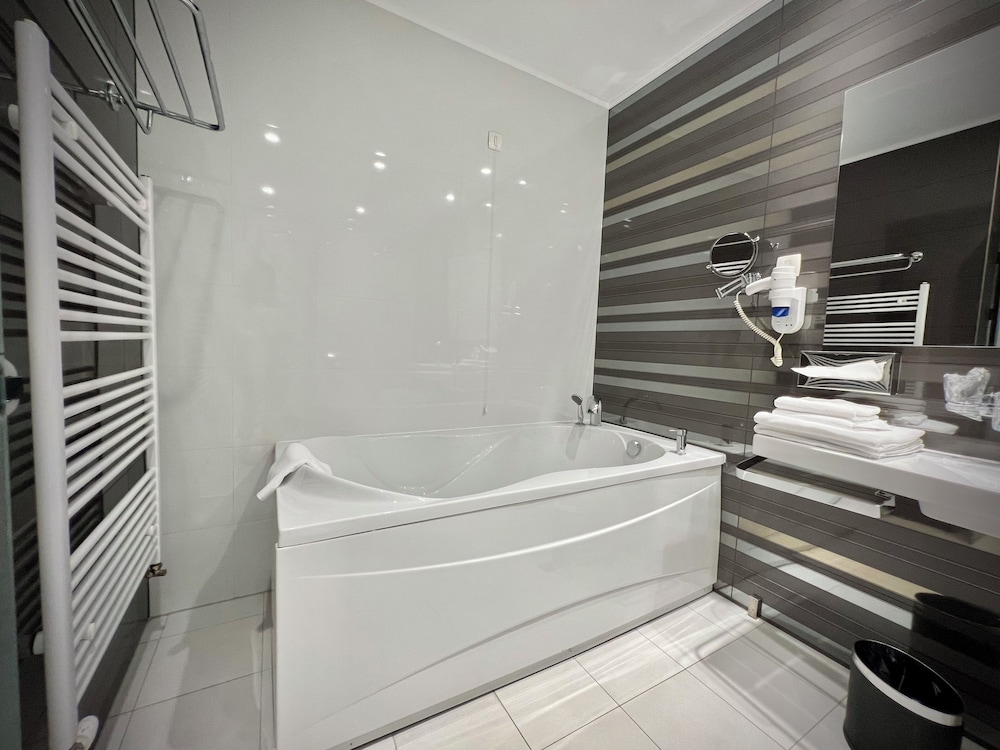 Hotel Mepas 103/103