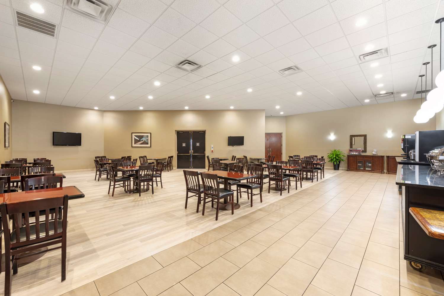 Best Western Plus Madison-Huntsville Hotel 11/14