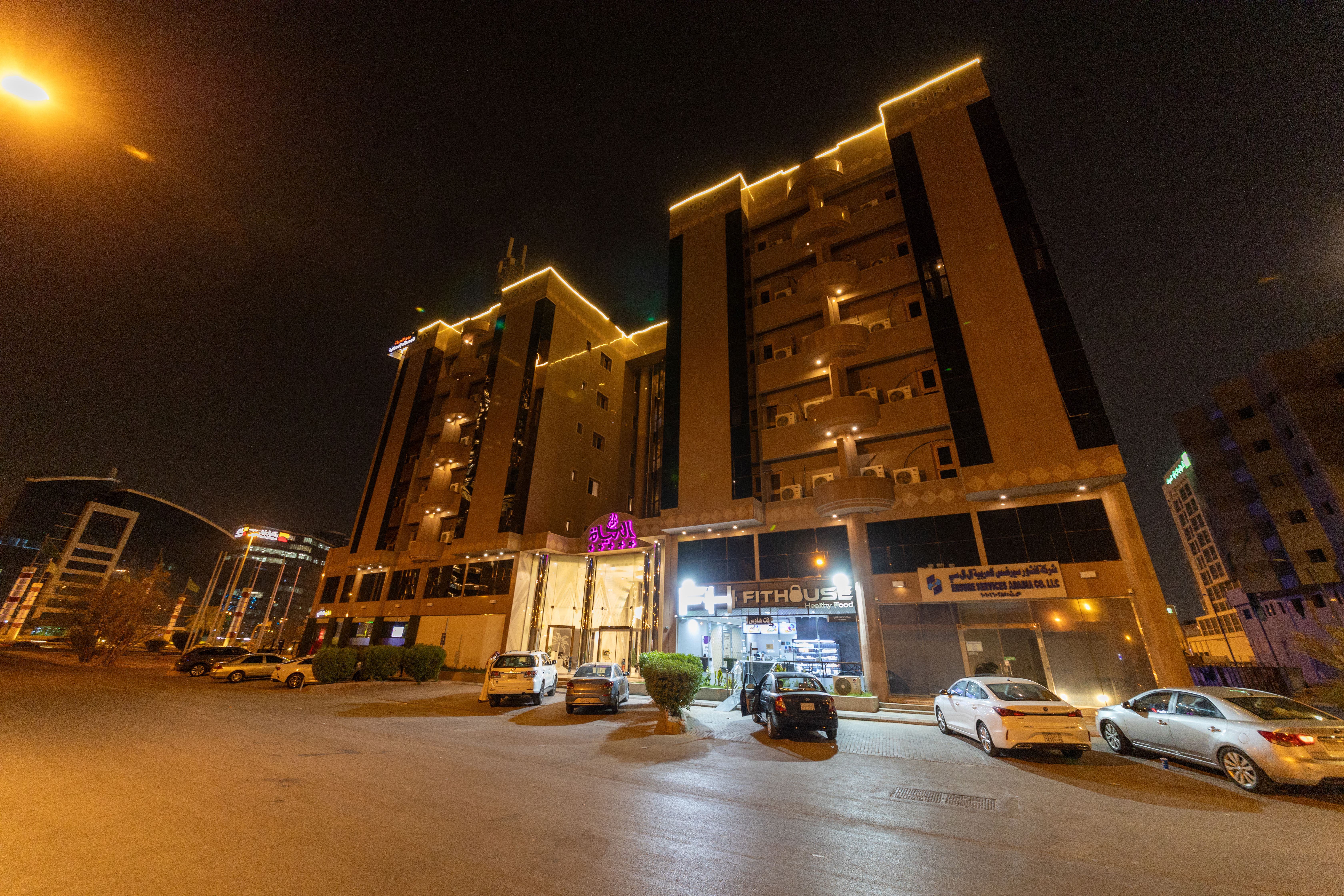 برج الحياة للوحدات الفندقيه العليا(Burj Al Hayat Hotel Suites-Al Olaya) 37/46