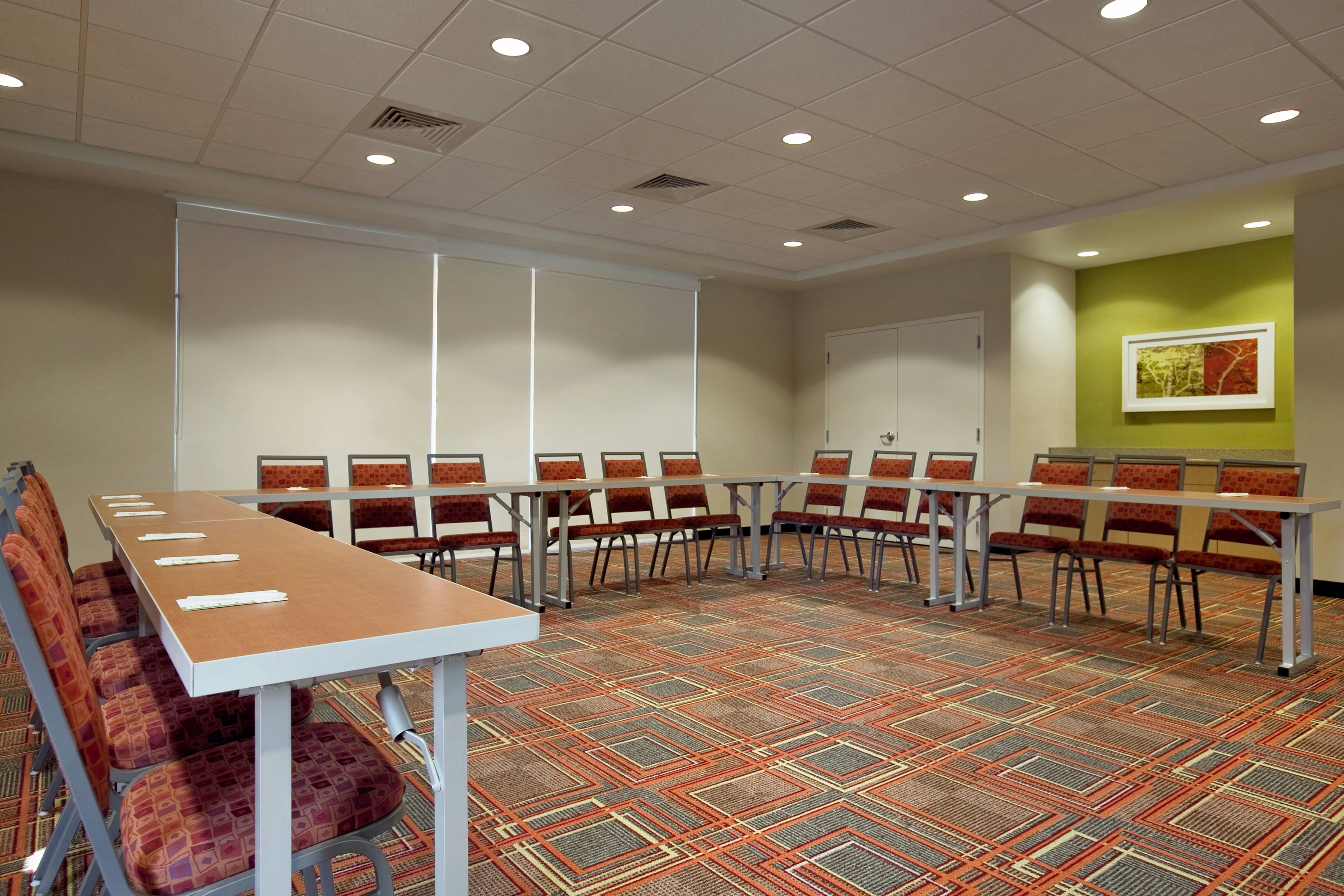 Home2 Suites By Hilton Jacksonville, NC 16/18