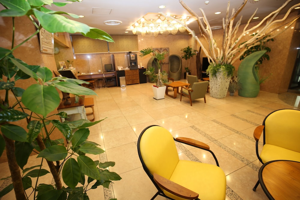 Apoa Hotel 8/33