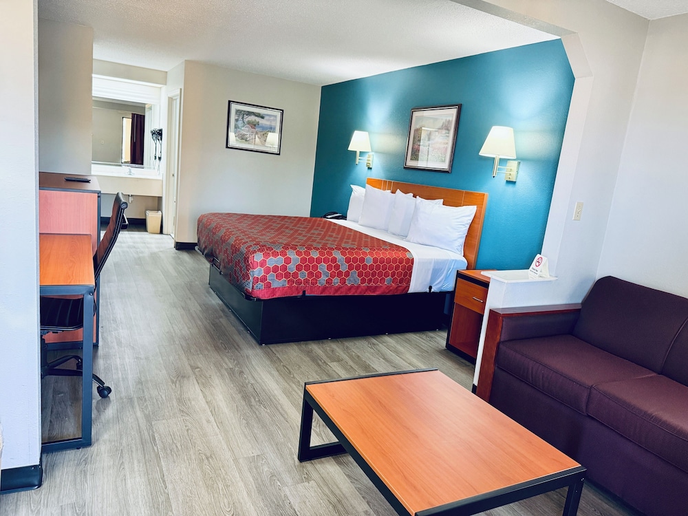 Days Inn And Suites Selma 39/54