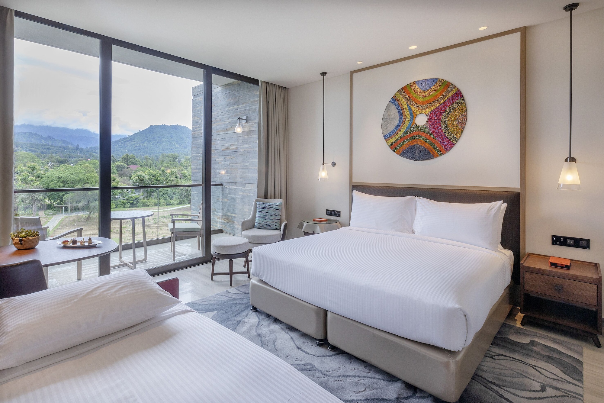 Deluxe, King Bed, Mountain View