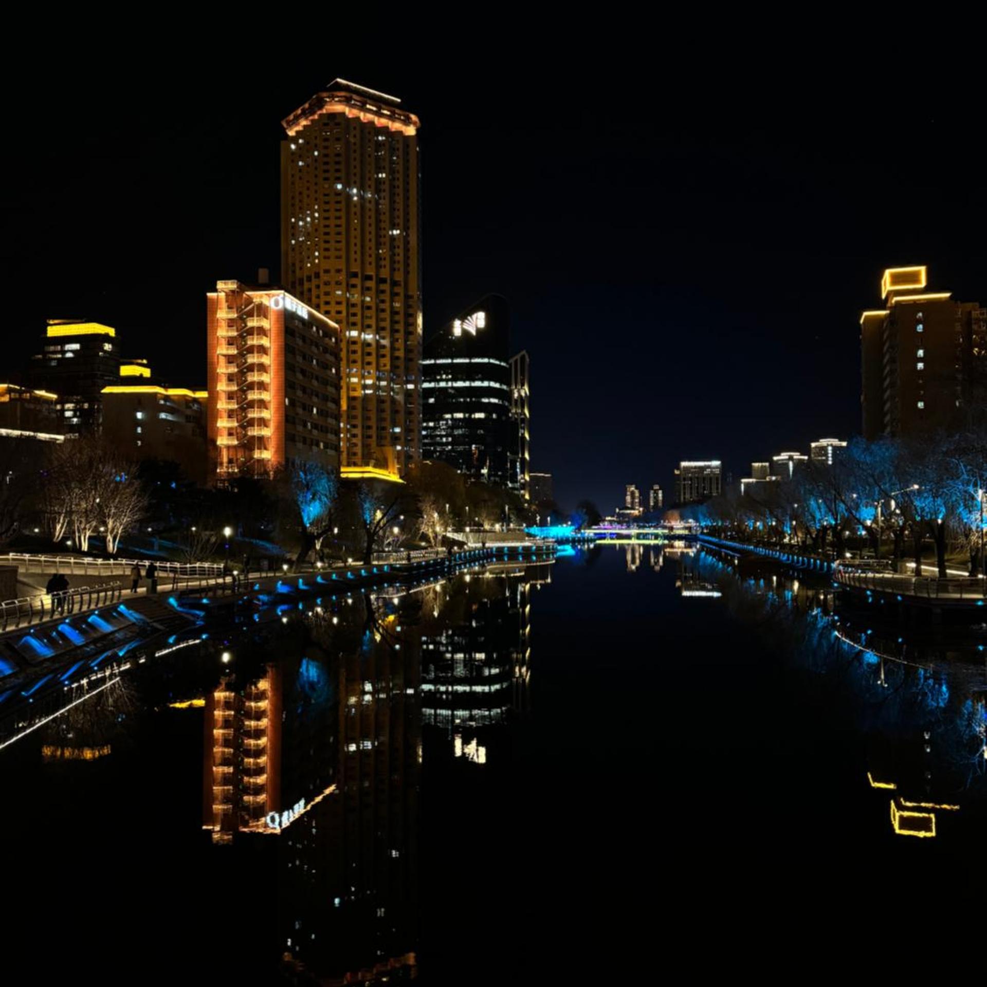 Orange Hotel (Beijing Yansha Liangma River) 42/50