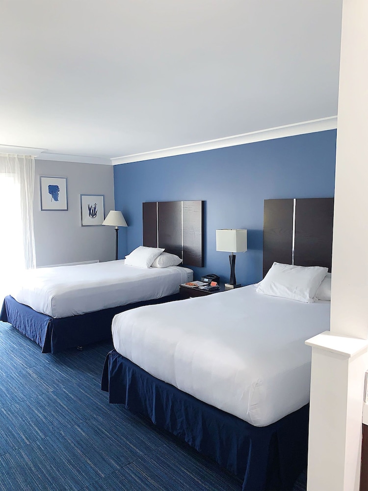 Pacific Inn 26/65
