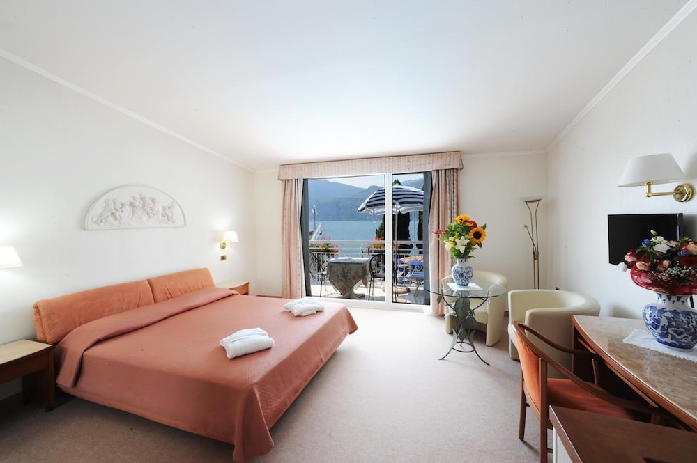 Hotel Excelsior Bay 29/50