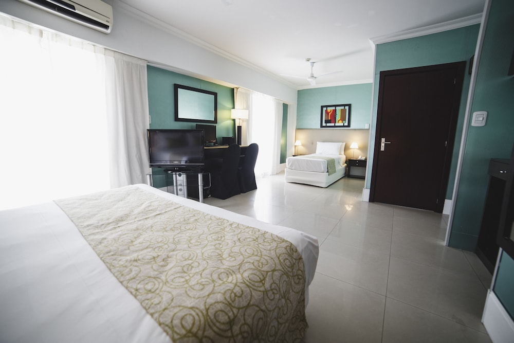 KER URQUIZA HOTEL AND SUITES 9/57