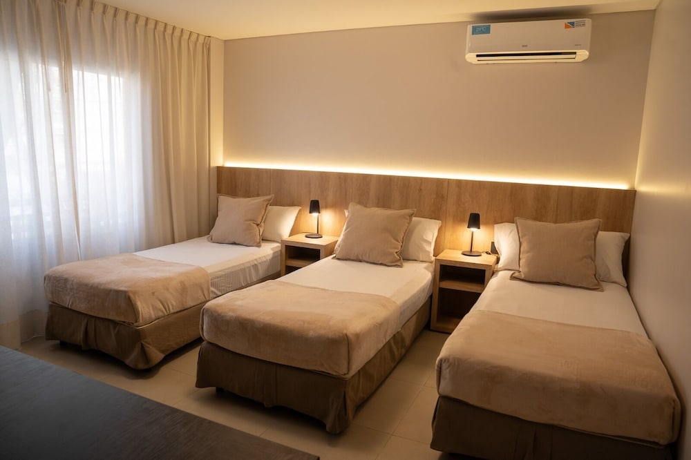 Urbanas Suites 5/36