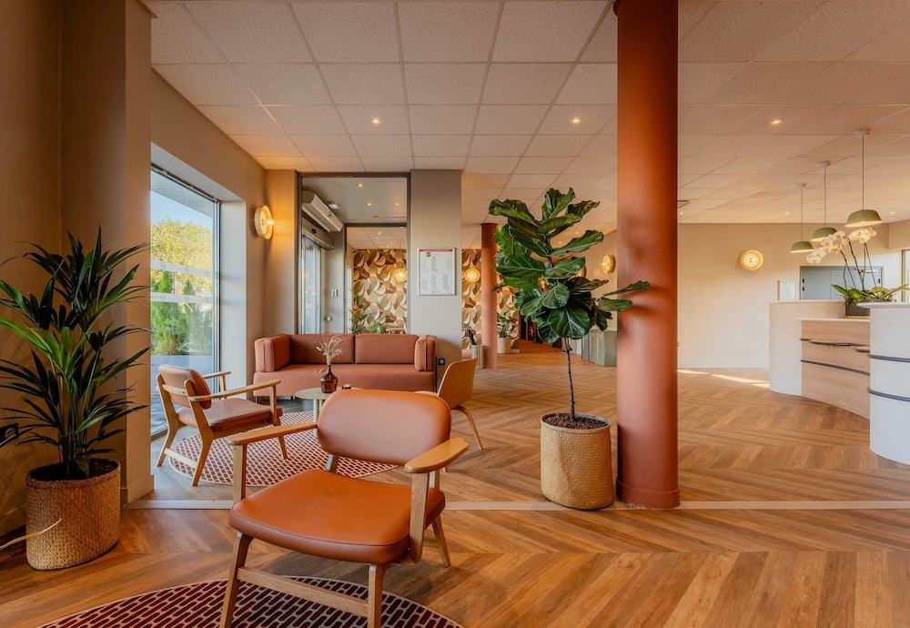 B&B HOTEL Maubeuge Gare 33/51