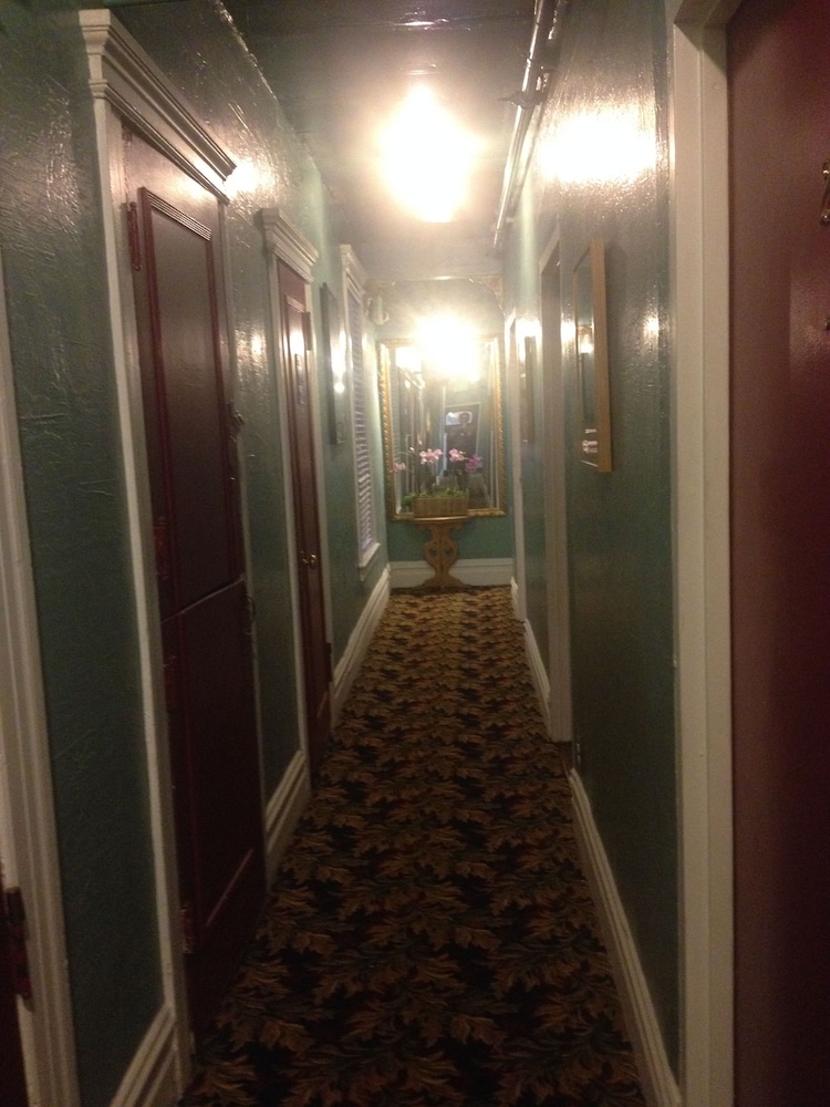 Luz Hotel 43/48