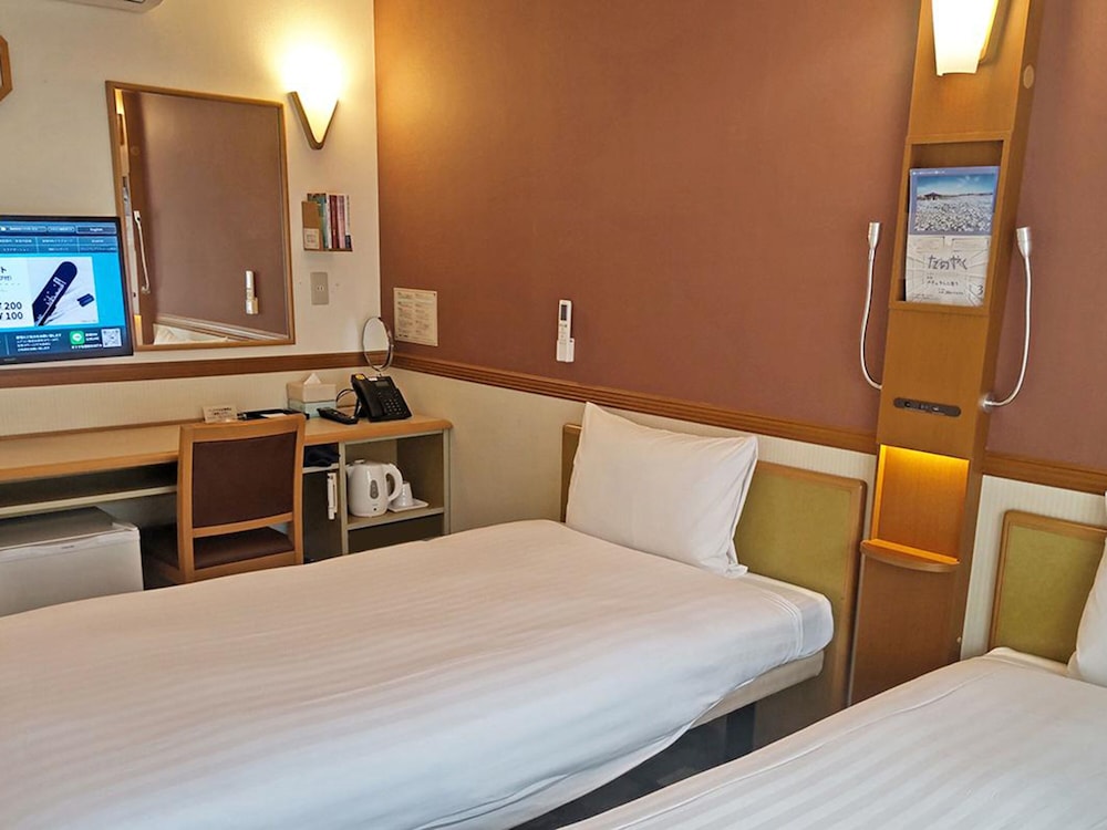 Toyoko Inn Atami Ekimae 12/50