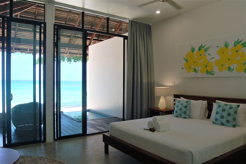 Barrier Beach Resort - Adults Only 6/50