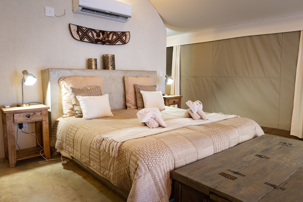 Nyati Safari Lodge 16/50