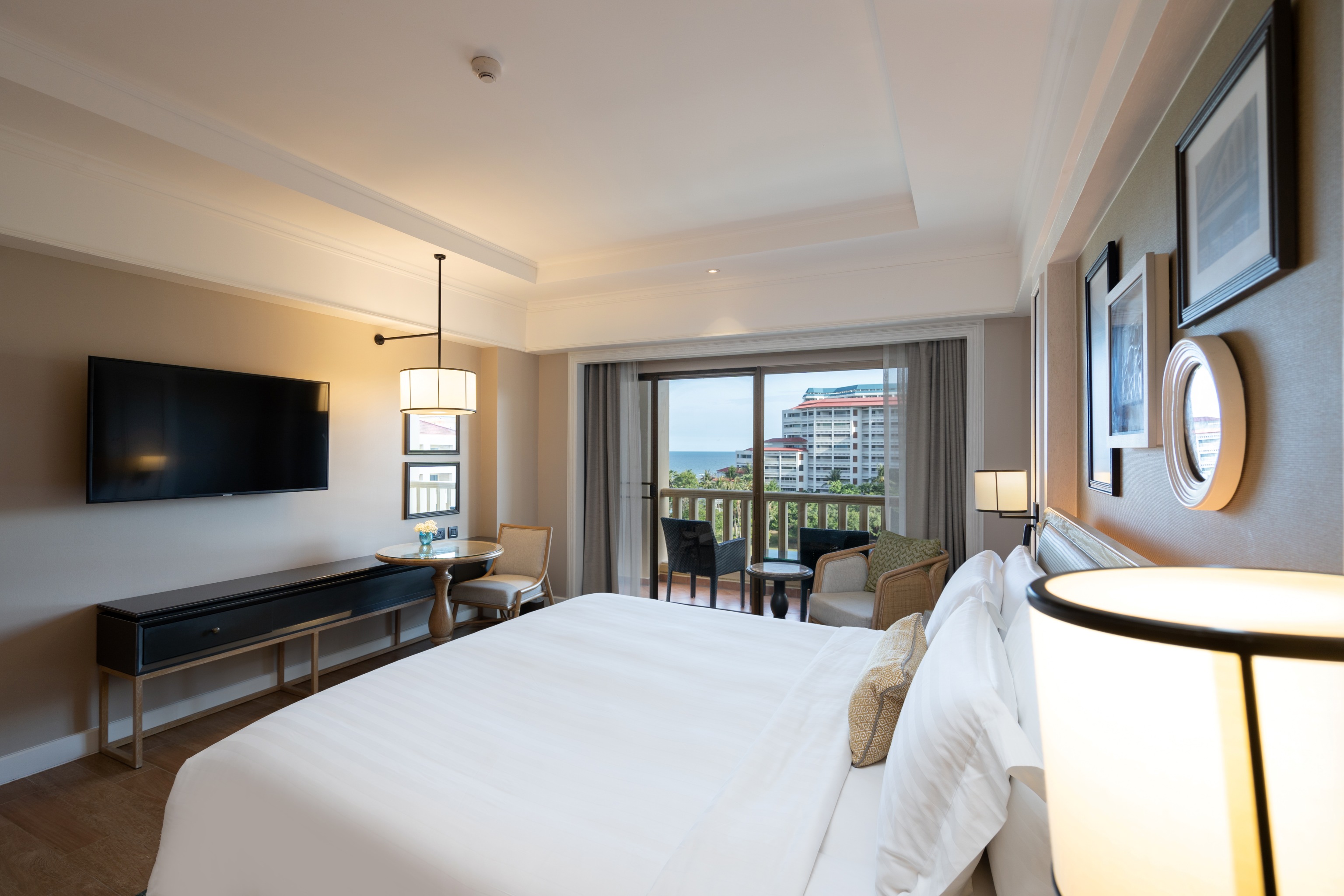 Ocean, Premium, King Bed