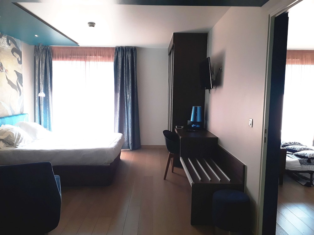 Best Western Hotel Aquakub, Aix-les-bains 36/49
