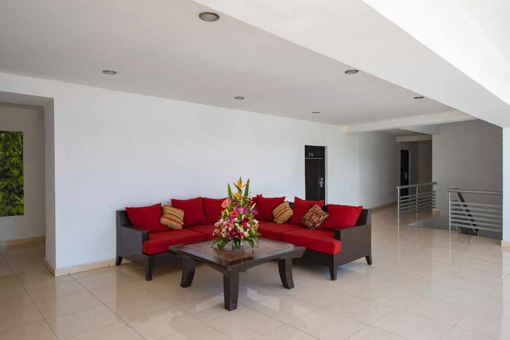 Hotel Embajadores by Kavia 25/46