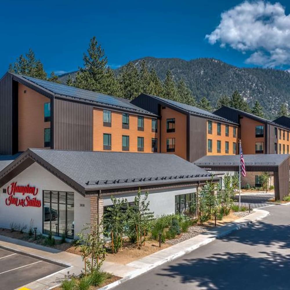 Hampton Inn and Suites South Lake Tahoe 1/39