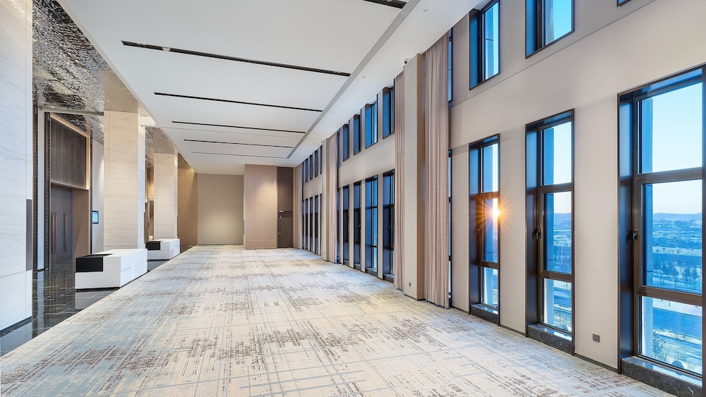 Holiday Inn LIAOYUAN CITY CENTER 44/50