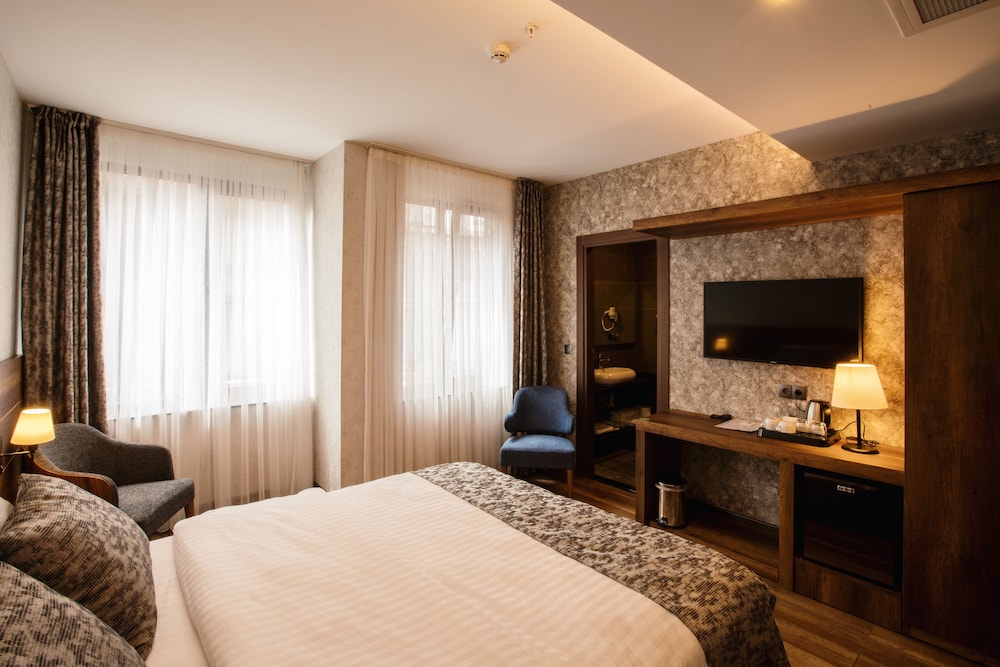 Life Point Hotel 29/67