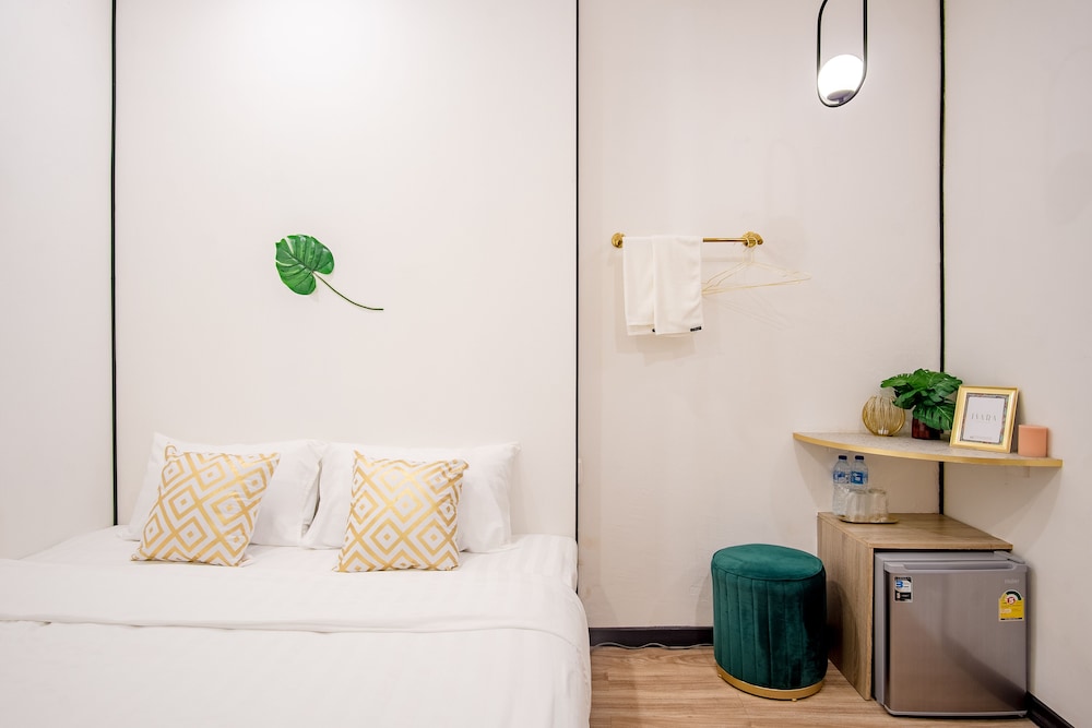 Isara Boutique Hotel and Cafe 30/66