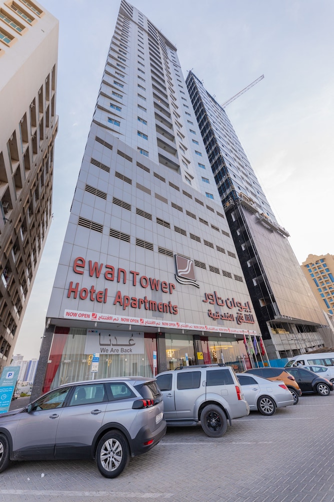Ewan Tower Hotel Apartments 44/50