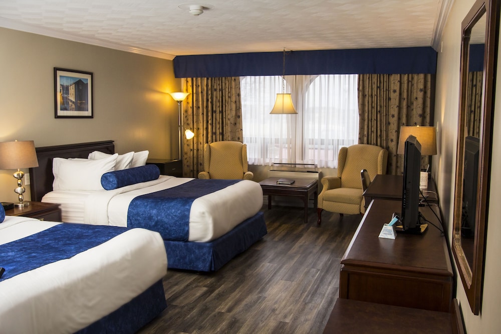 Fredericton Inn 19/65