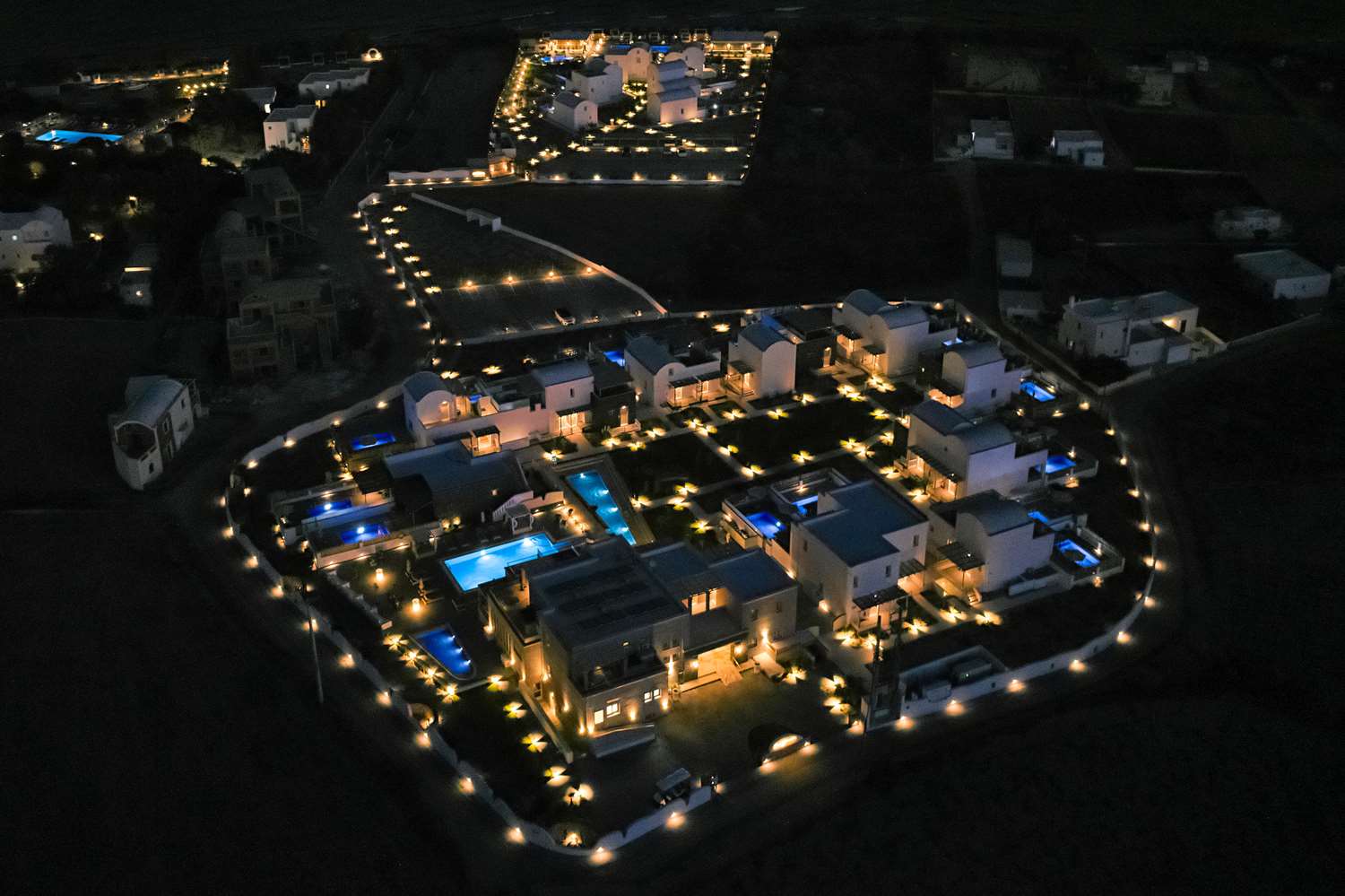 Sea Breeze Santorini Beach Resort, Curio by Hilton 15/50