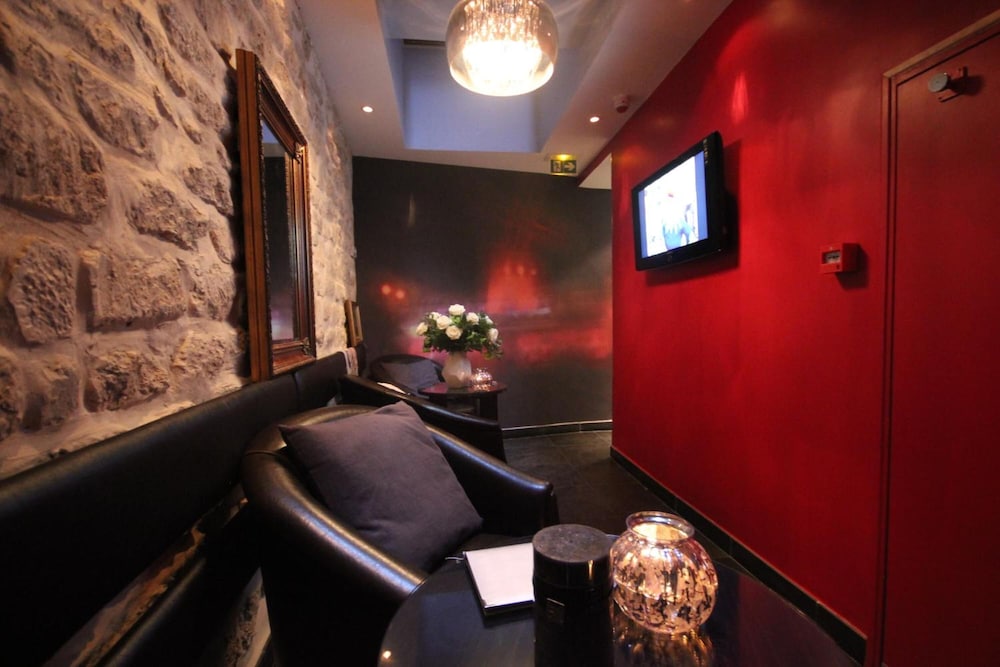 Hotel Lumieres Montmartre Paris 37/62