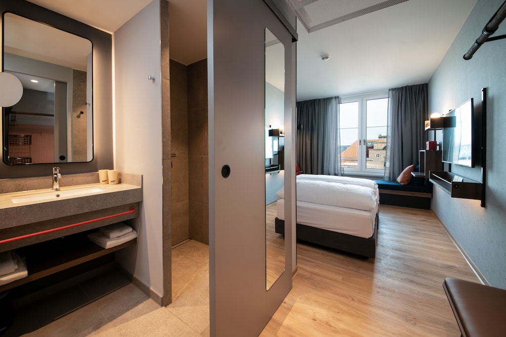 غرفة بسرير مزدوج، Unique by ATLANTIC Hotels Kiel 4/9