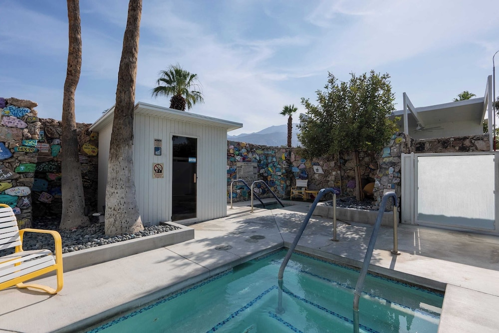 The Monkey Tree Hotel - Adults Only 25/50