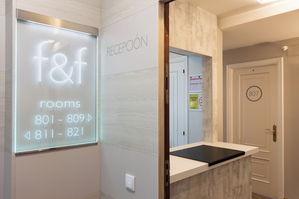 Pension Residencia F&F 10/45