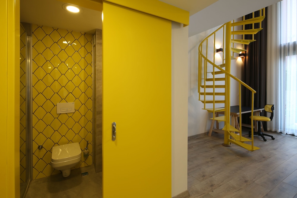 Coordinat Suites 27/65