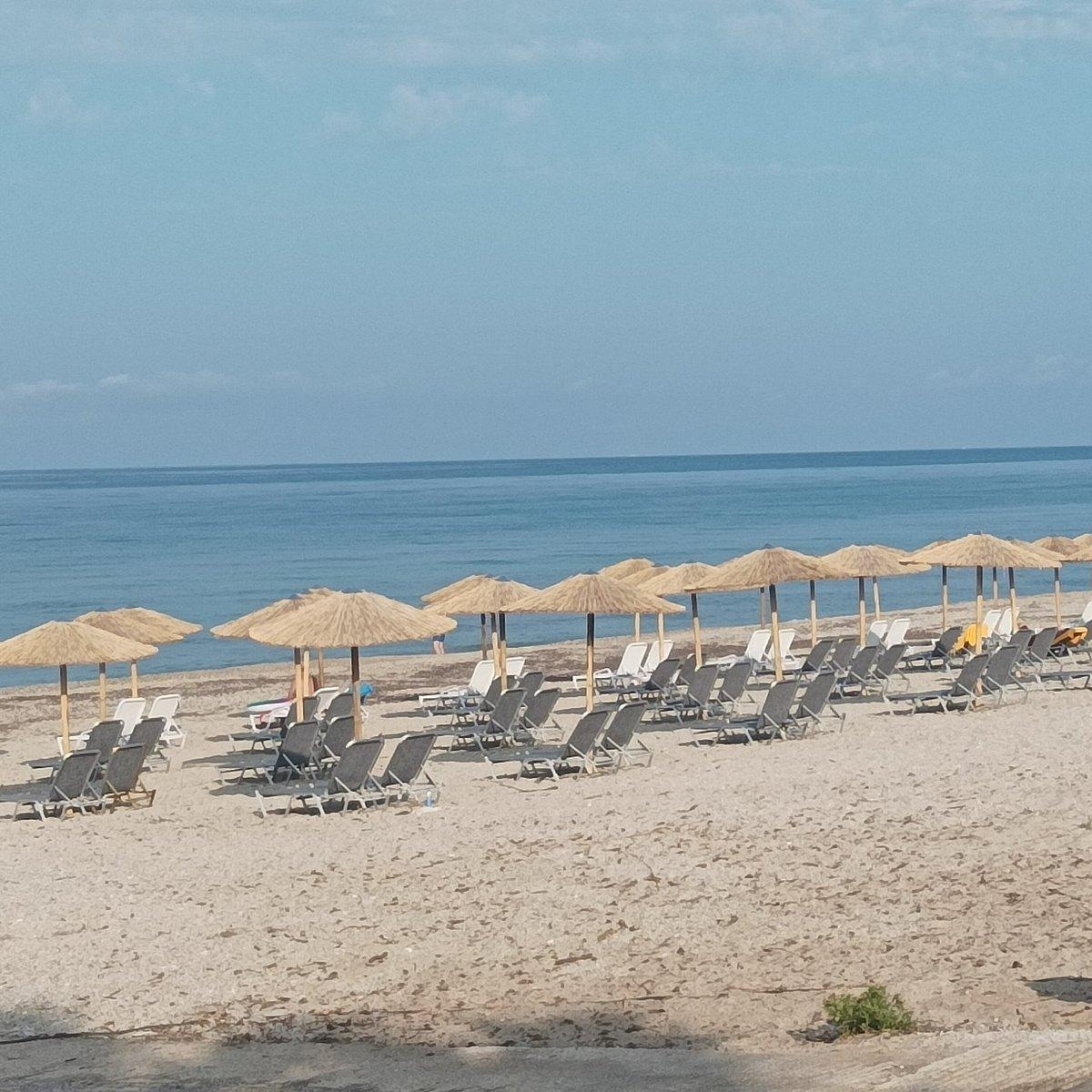 Ninos Grand Beach Hotel & Resort 17/23