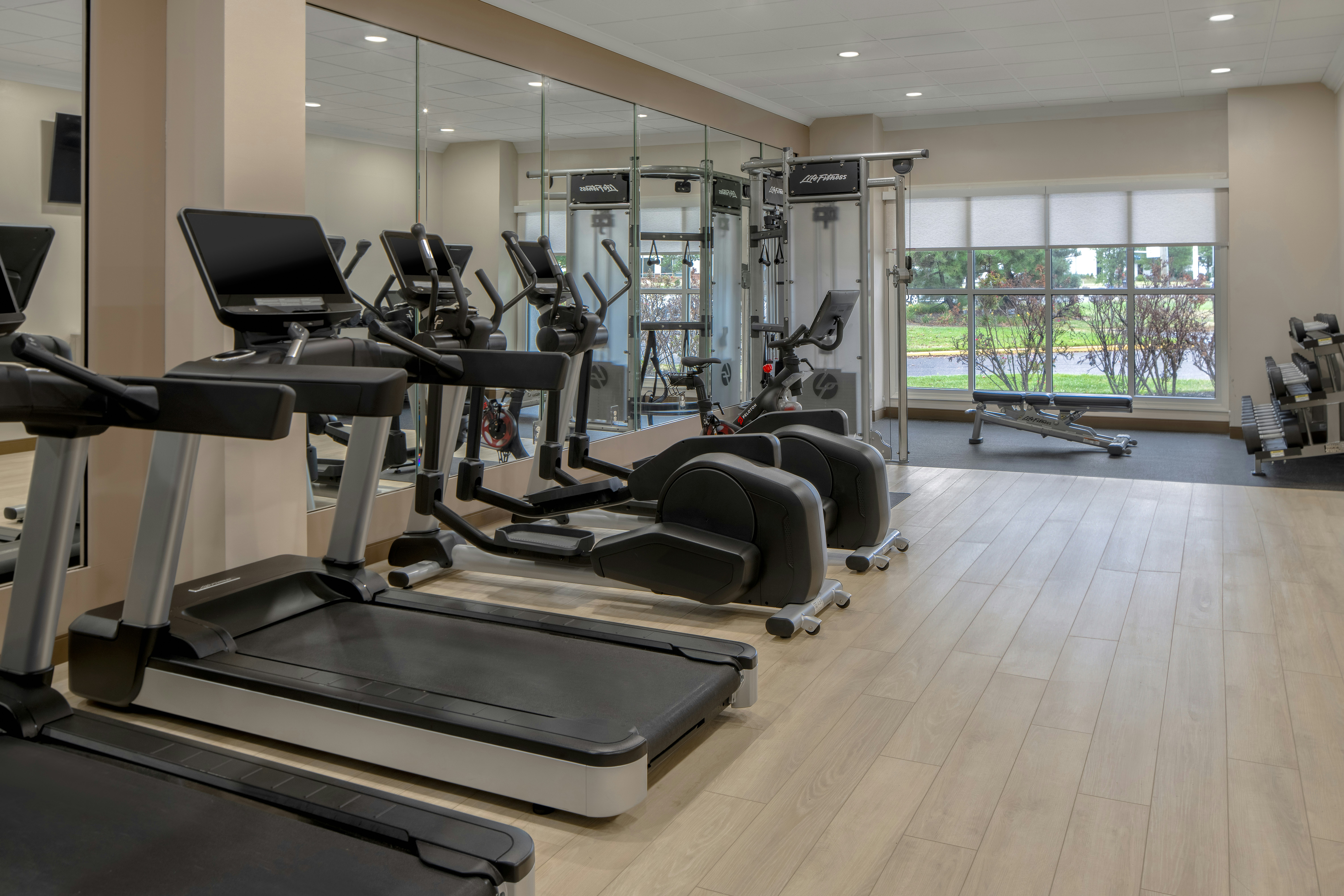 DoubleTree Suites by Hilton Hotel Mt. Laurel 20/49