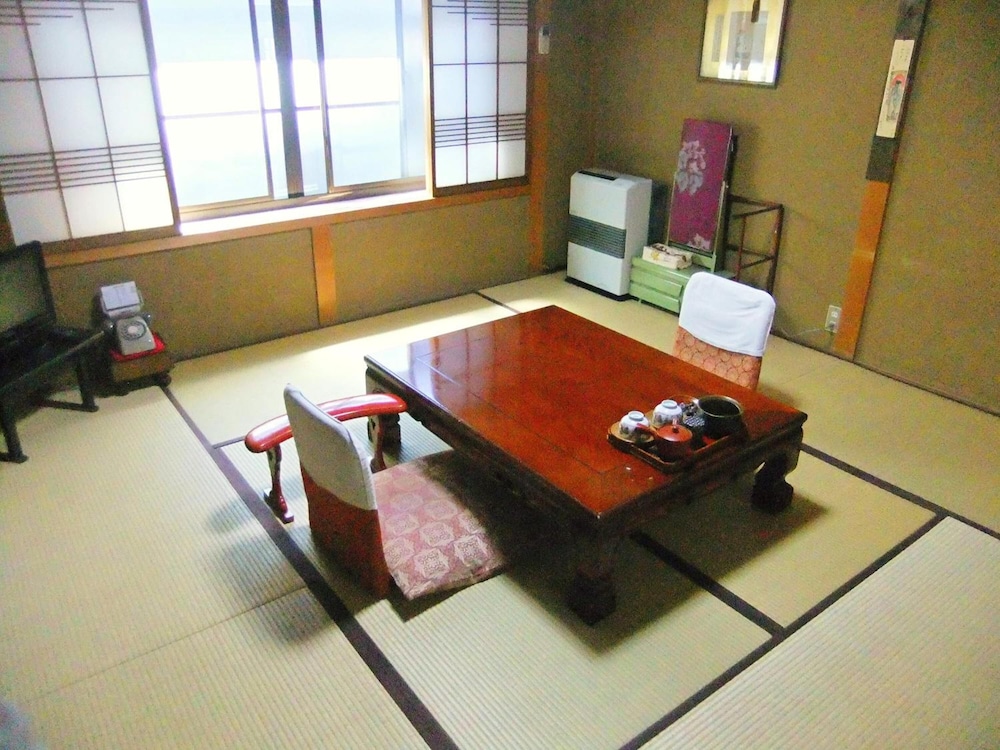 Sumiyoshi Ryokan 33/48