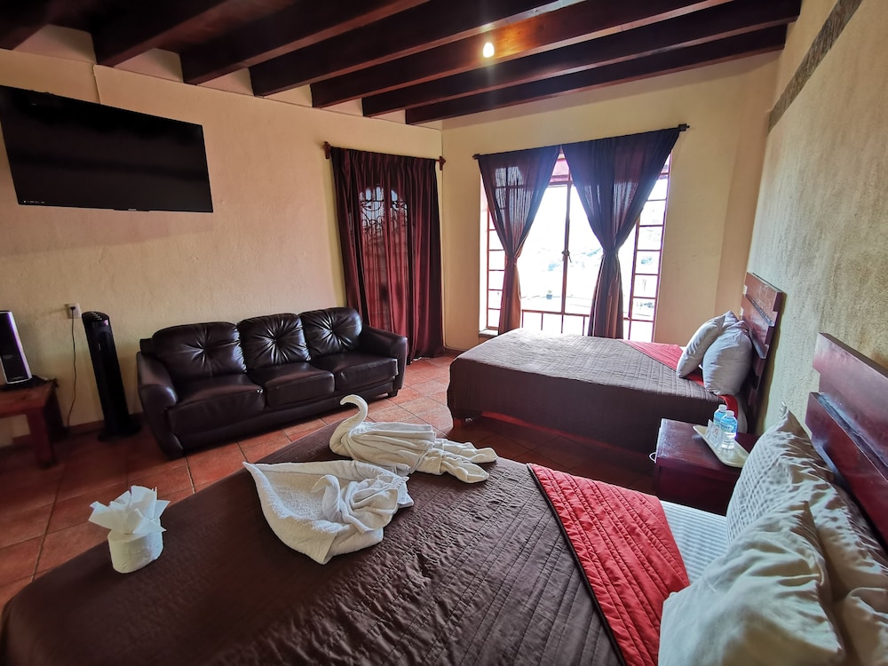 Hotel Chocolate Suites 30/50