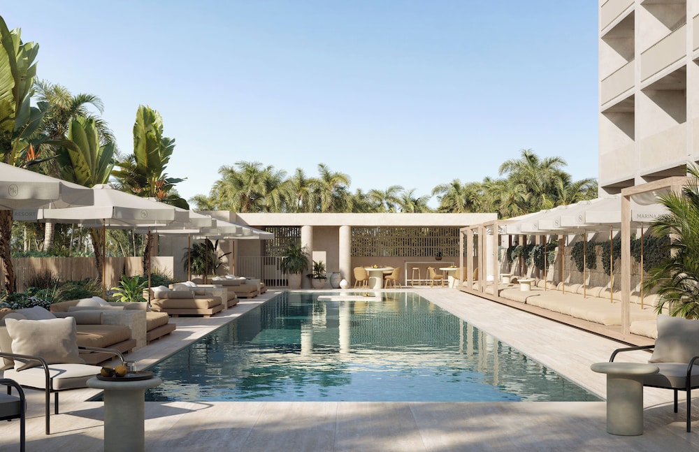 MARINA RESORT 44/50