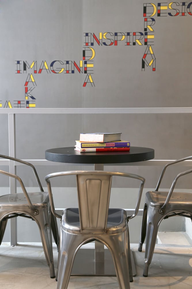 ArchitectoniKa Design Hotel 55/61