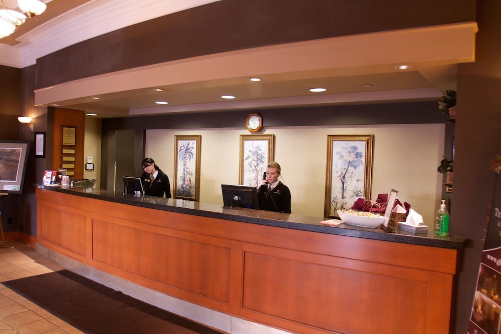 The Glenmore Inn & Convention Centre 7/60
