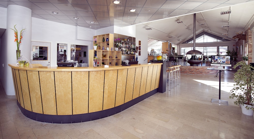 First Hotel Planetstaden 9/83