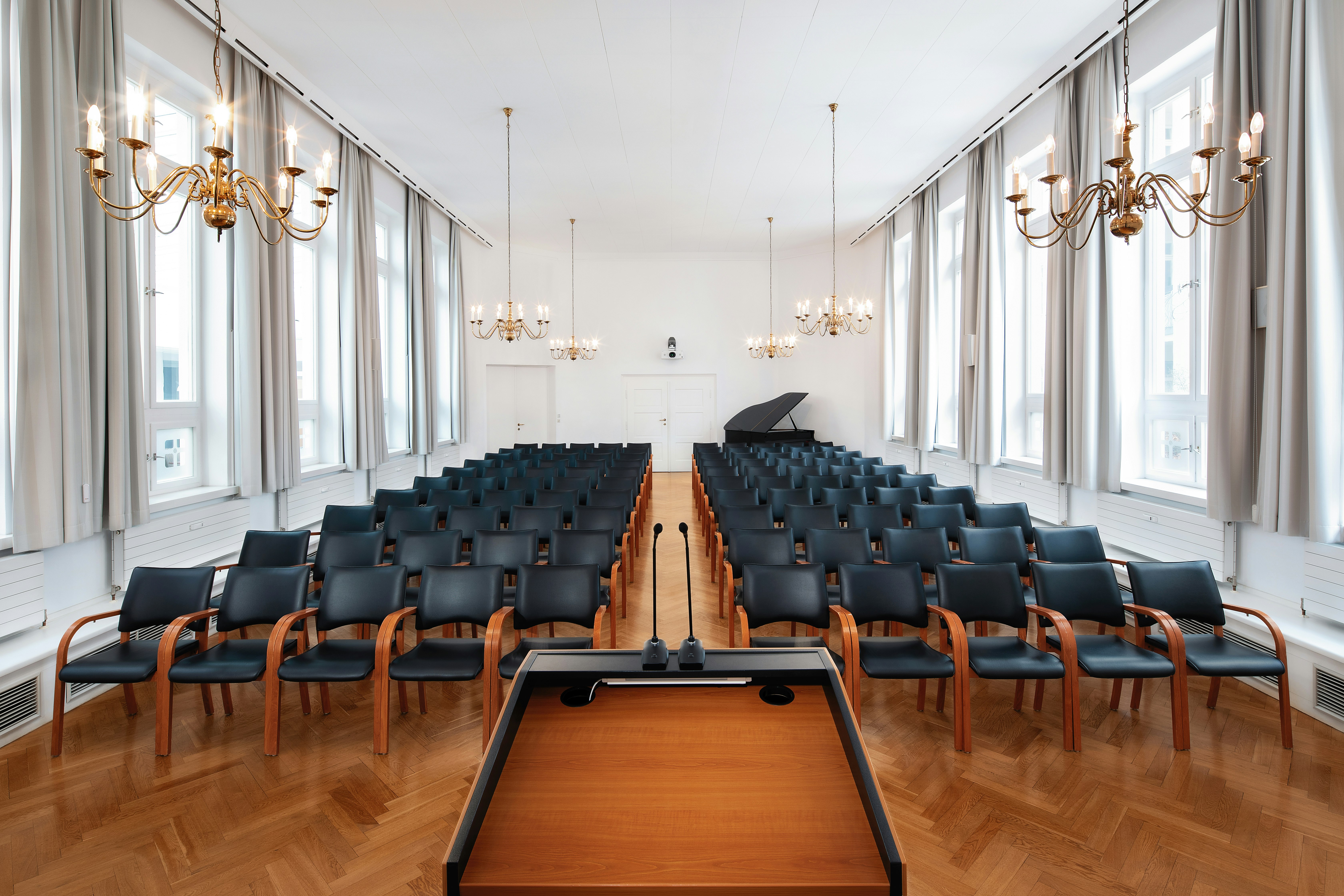 TOP VCH Dietrich-Bonhoeffer-Haus 15/16