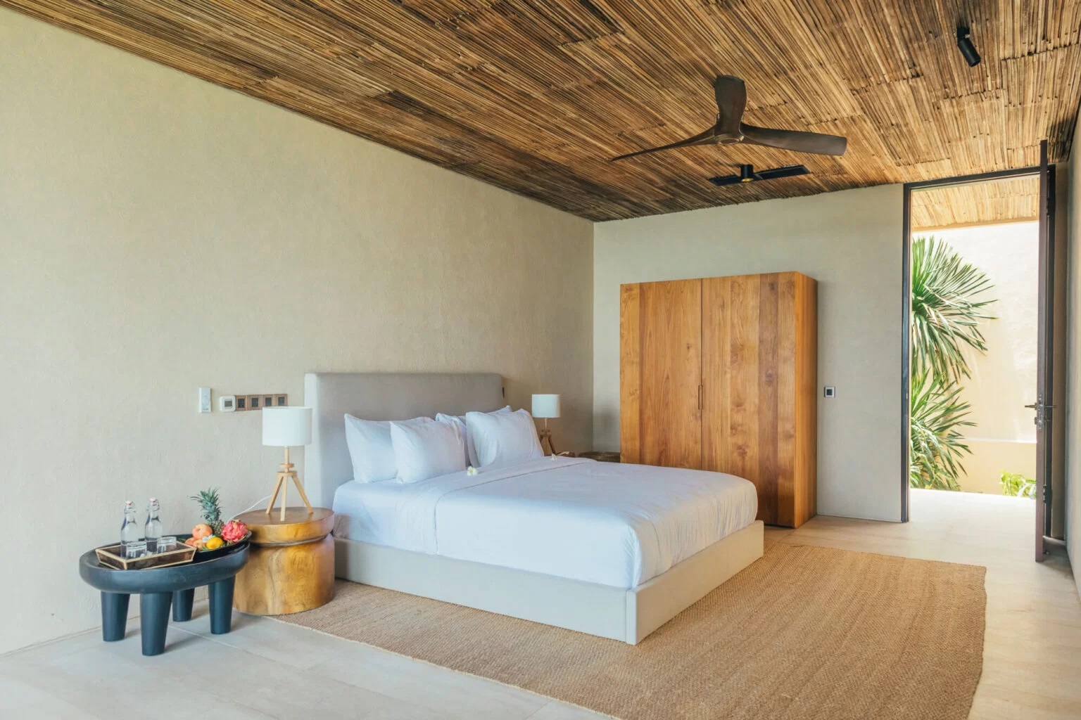 Sol, 5 Bedrooms, Villa, Sea View