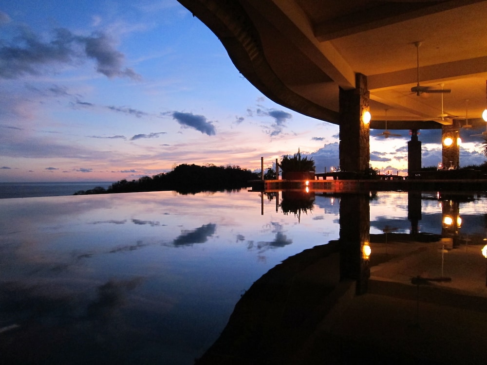 Jade Mountain - Adults Only 56/71