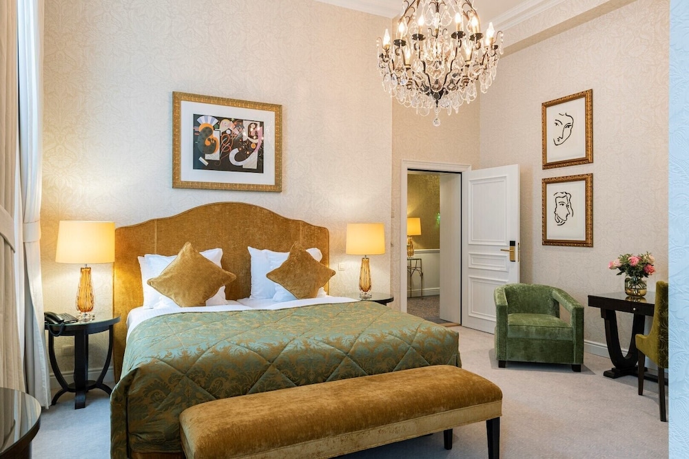 Grand Hotel Casselbergh 32/69