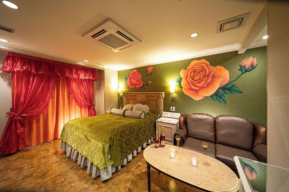 Rose Lips Shinsaibashi - Adults Only 26/34