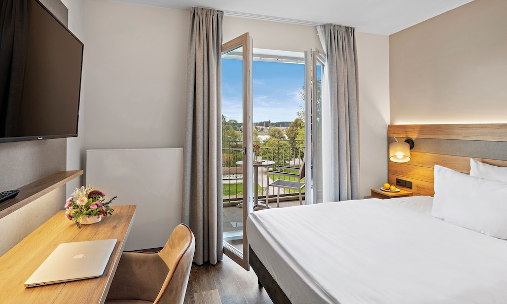 Hotel Seeblick 8/40