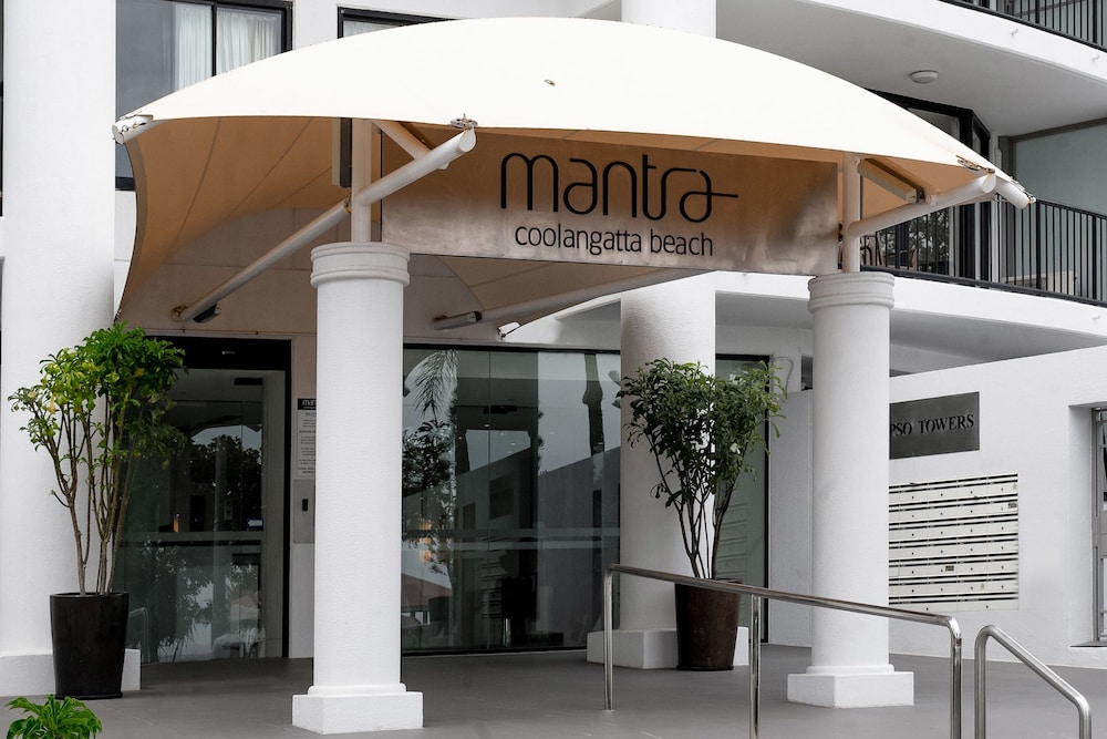 Mantra Coolangatta Beach 2/63