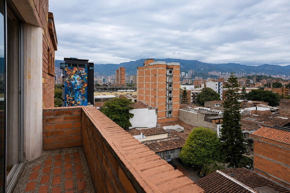 Hotel Egina Medellin 44/49